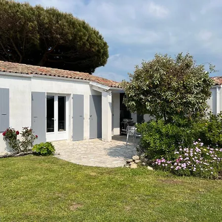 Maison De Charme First D Aromm - Proche Plages, Centre & Phare De Chassiron - Calme Avec Jardin Clos & Terrasse Holiday home Saint-Denis-d'Oleron