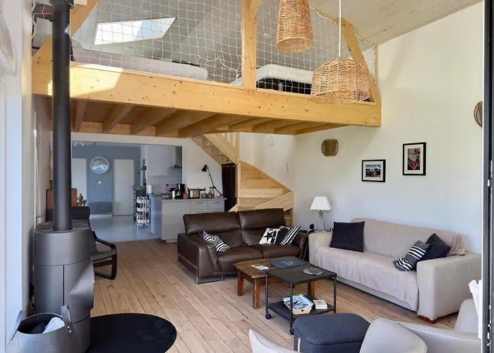 Maison De Charme First D'aromm - Plages, Centre Ville, Phare De Chassiron - Calme, Jardin Clos, Terrasse Holiday home Saint-Denis-d'Oleron