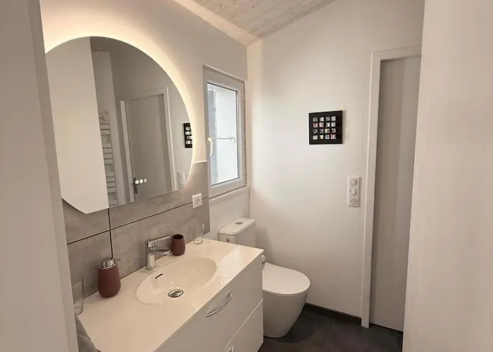 Maison De Charme First D'aromm - Plages, Centre Ville, Phare De Chassiron - Calme, Jardin Clos, Terrasse * Saint-Denis-d'Oleron