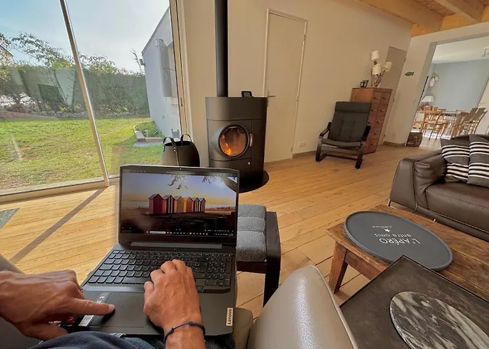 Maison De Charme First D'aromm - Plages, Centre Ville, Phare De Chassiron - Calme, Jardin Clos, Terrasse *